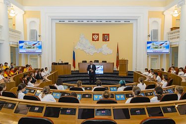 Школьники за баланс между инновациями и традициями
